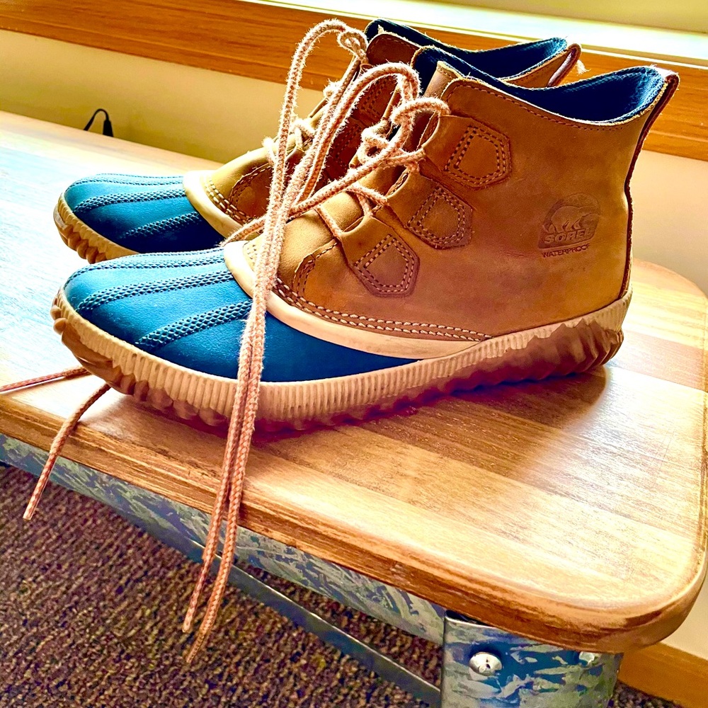 Sorel Duck Boots Women’s size 8